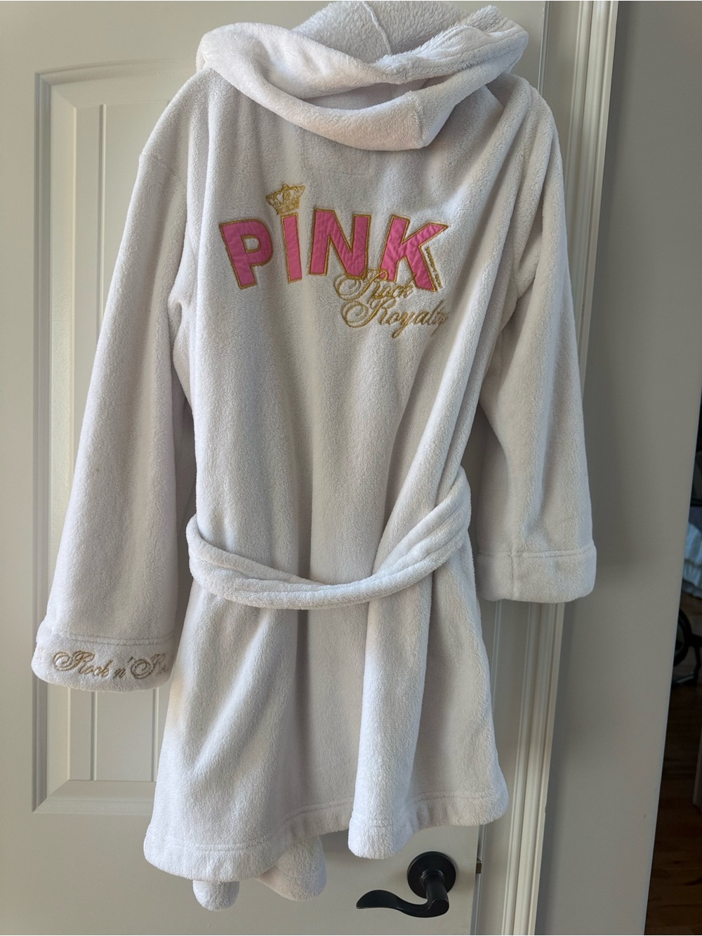 PINK Victoria's Secret White Plush Robe with Pink and Gold Embroidery